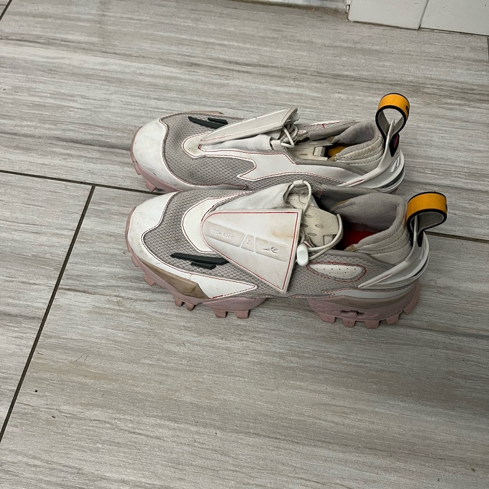 Pyer Moss x Reebok 4 trial fury ash lilly size 5 men’s 7 women’s